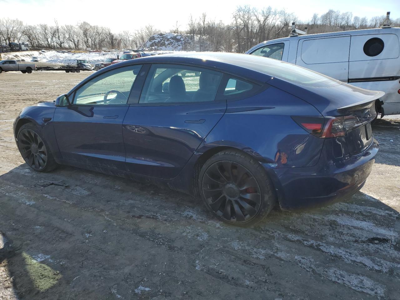 2022 TESLA MODEL 3 - Image 2