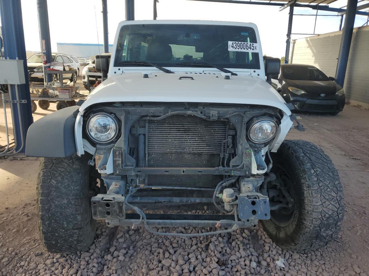 2017 JEEP WRANGLER U - Image 5