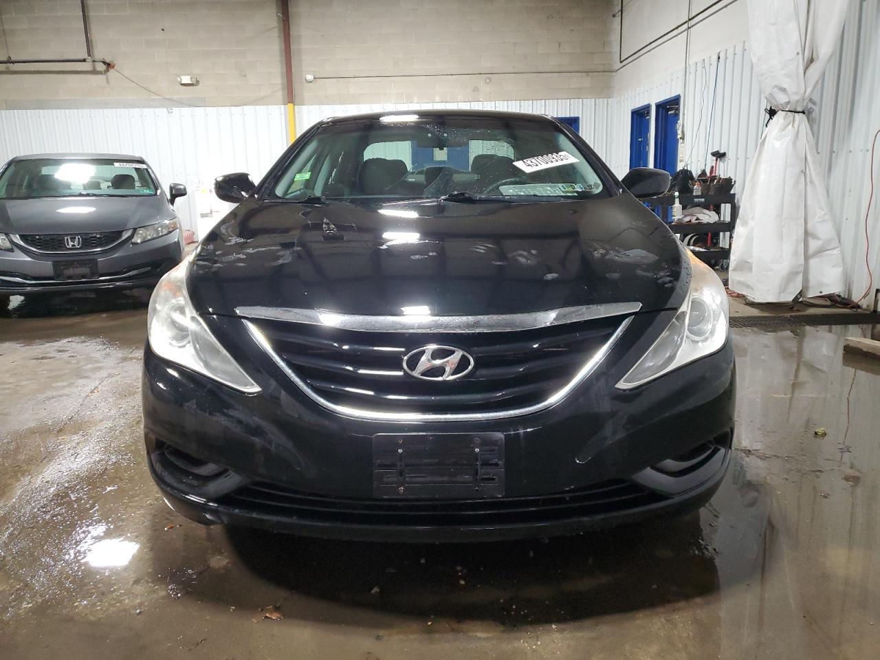 2011 HYUNDAI SONATA GLS - Image 5