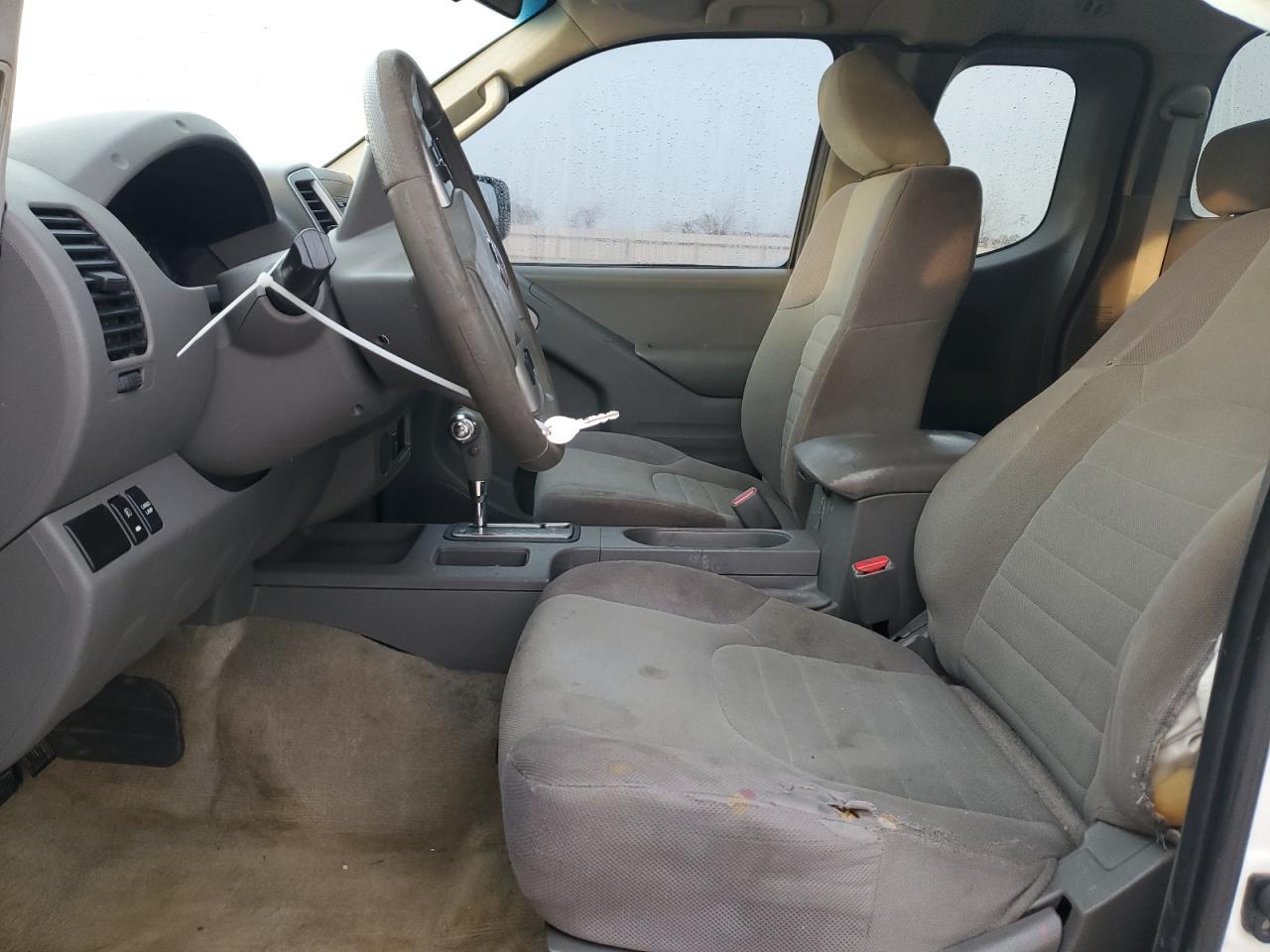 2016 NISSAN FRONTIER S - Фото 7