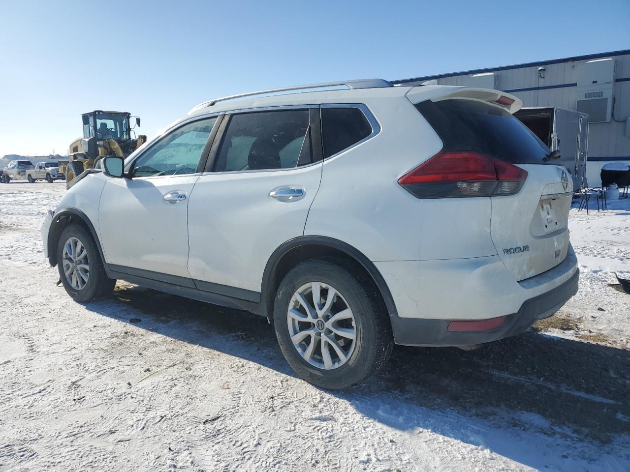 2017 NISSAN ROGUE S - Фото 2