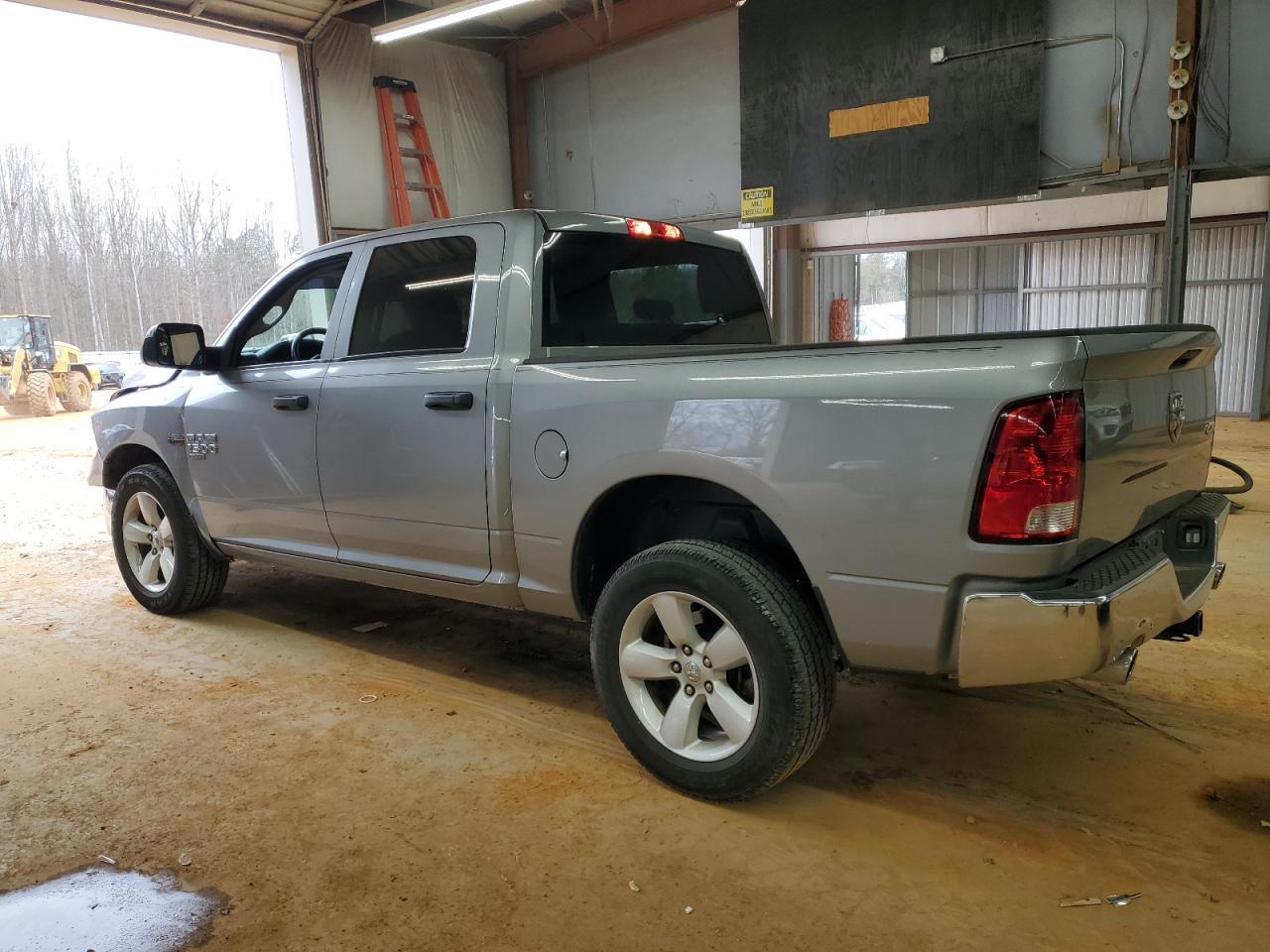 2020 RAM 1500 CLASS - Фото 2