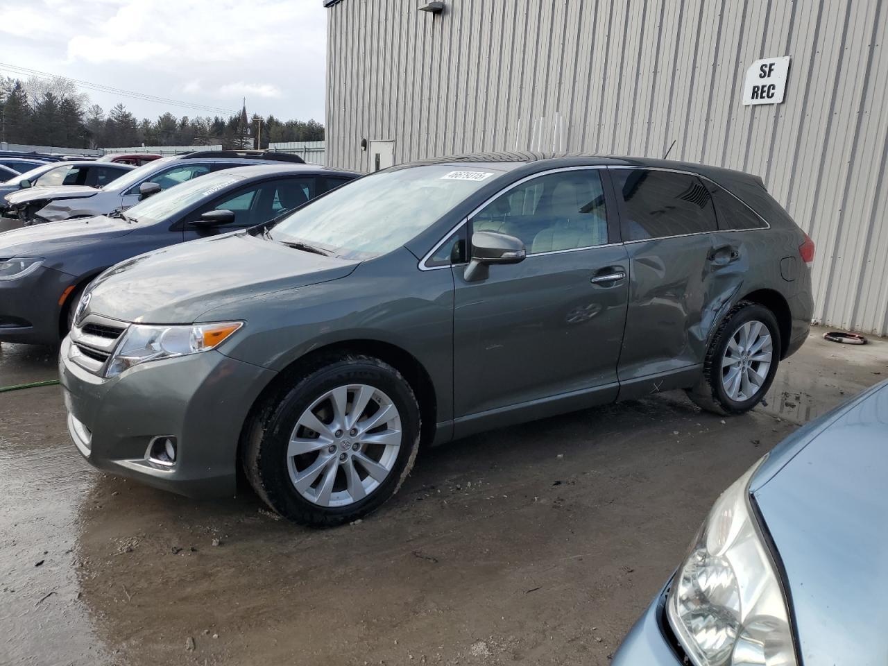 2014 TOYOTA VENZA LE