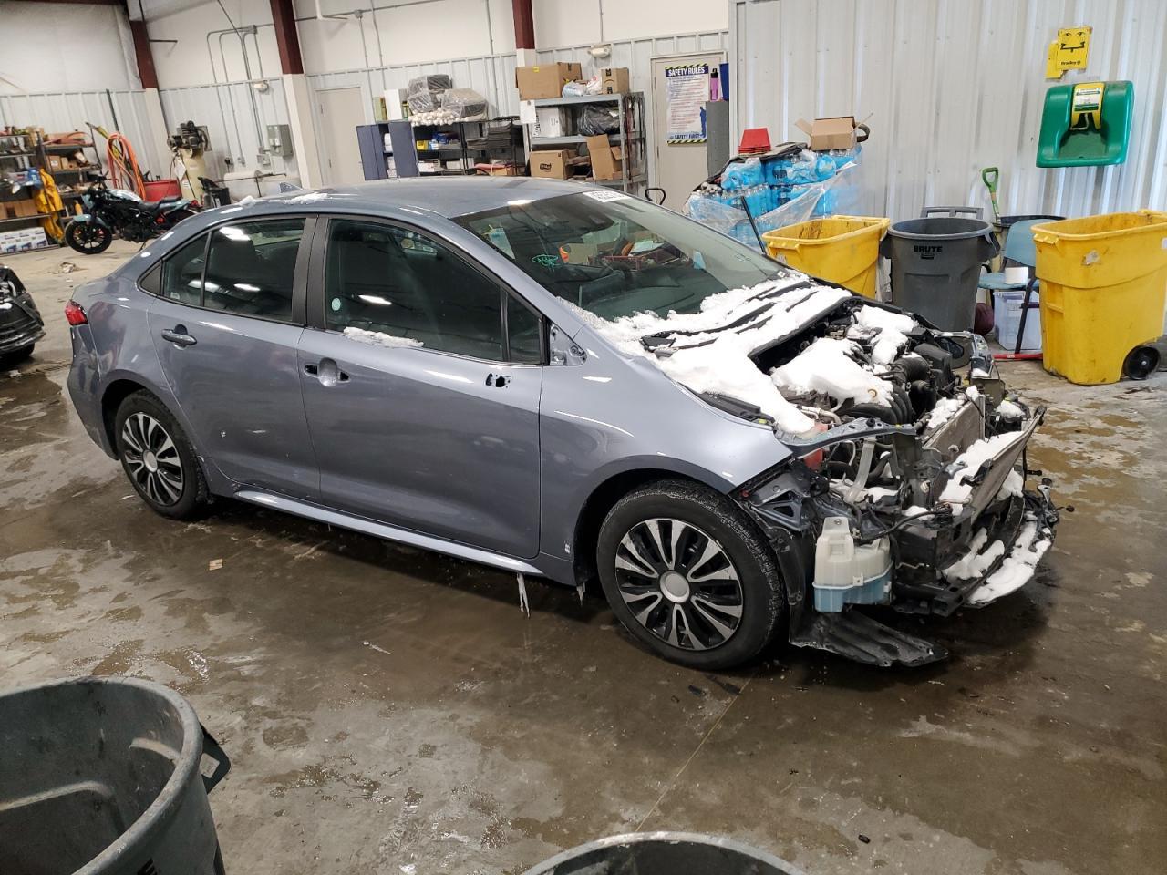2020 TOYOTA COROLLA LE - Фото 4
