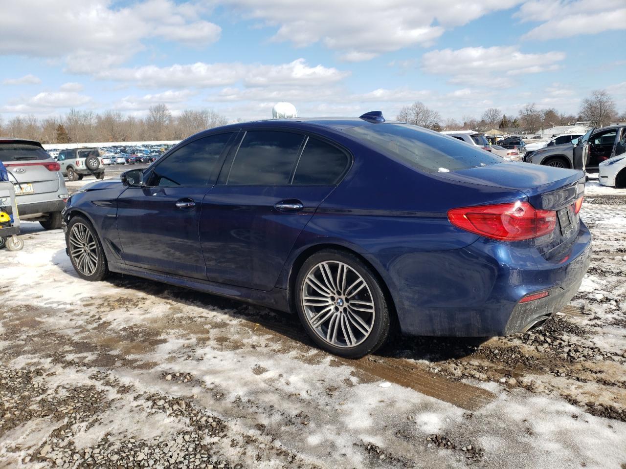 2017 BMW 540 XI - Фото 2