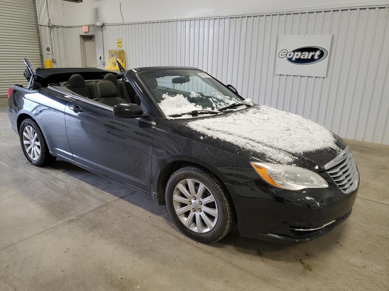 2012 CHRYSLER 200 TOURIN - Image 4