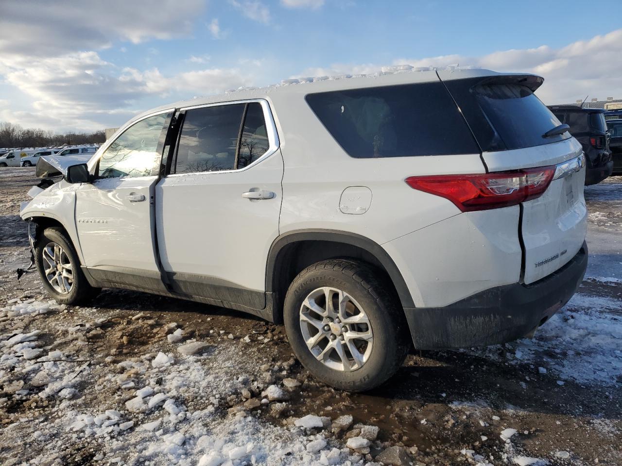 2020 CHEVROLET TRAVERSE L - Фото 2