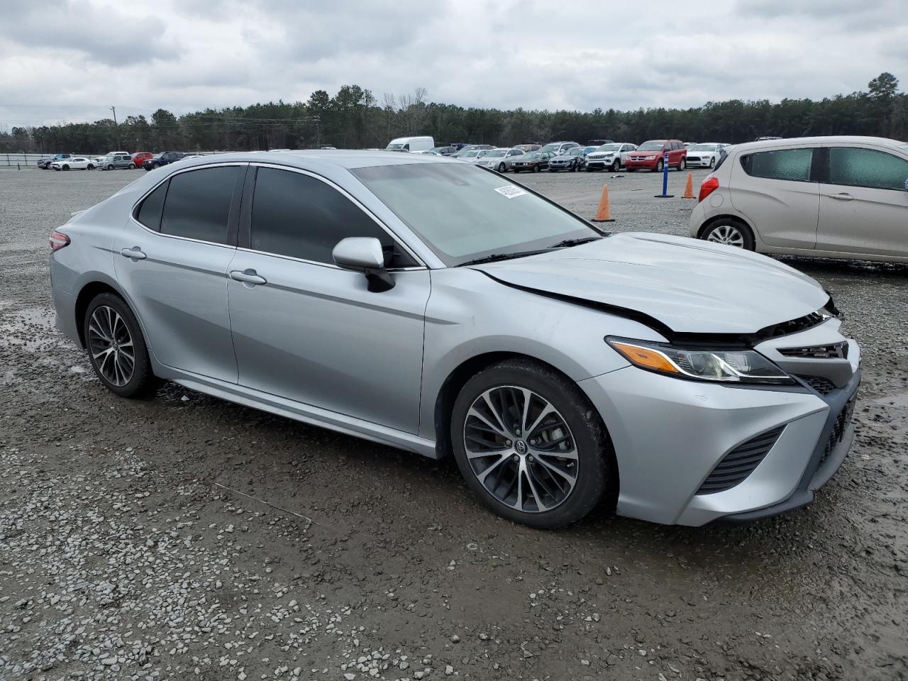 2018 TOYOTA CAMRY L - Фото 4