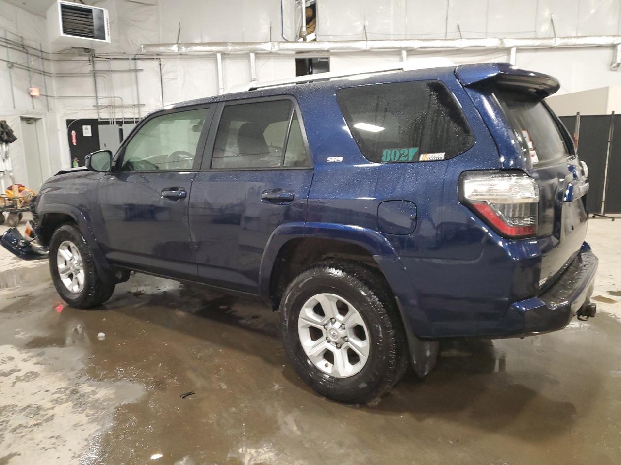 2017 TOYOTA 4RUNNER SR - Фото 2