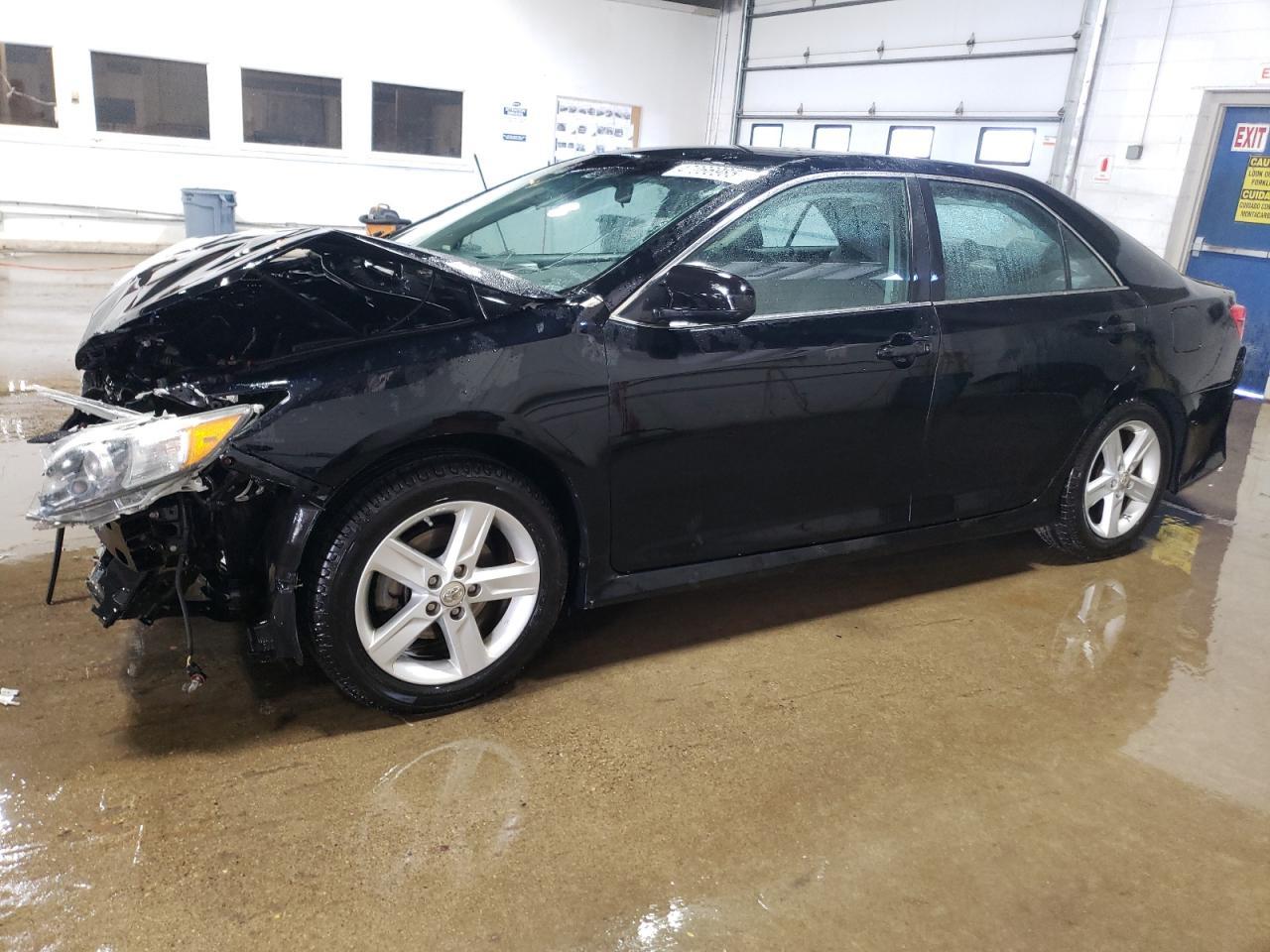 2013 TOYOTA CAMRY L