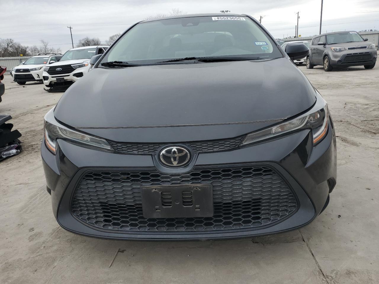 2020 TOYOTA COROLLA LE - Фото 5