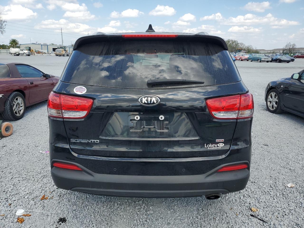 2017 KIA SORENTO LX - Фото 6
