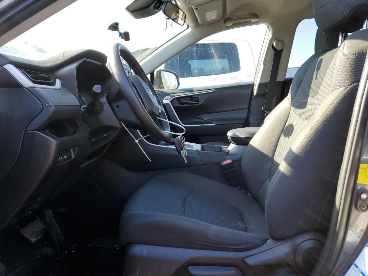 2021 TOYOTA RAV4 LE - Image 7