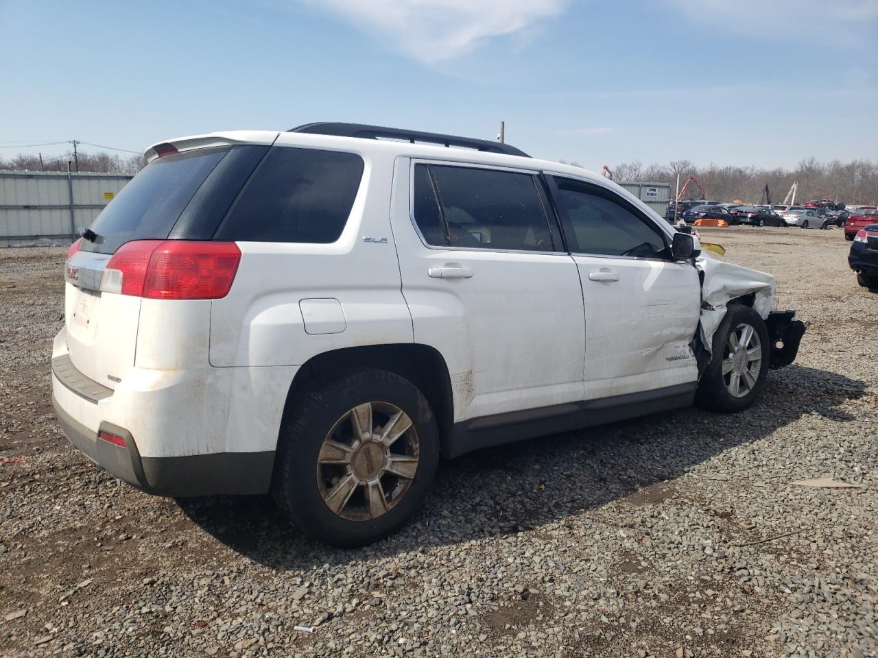 2013 GMC TERRAIN SL - Фото 3