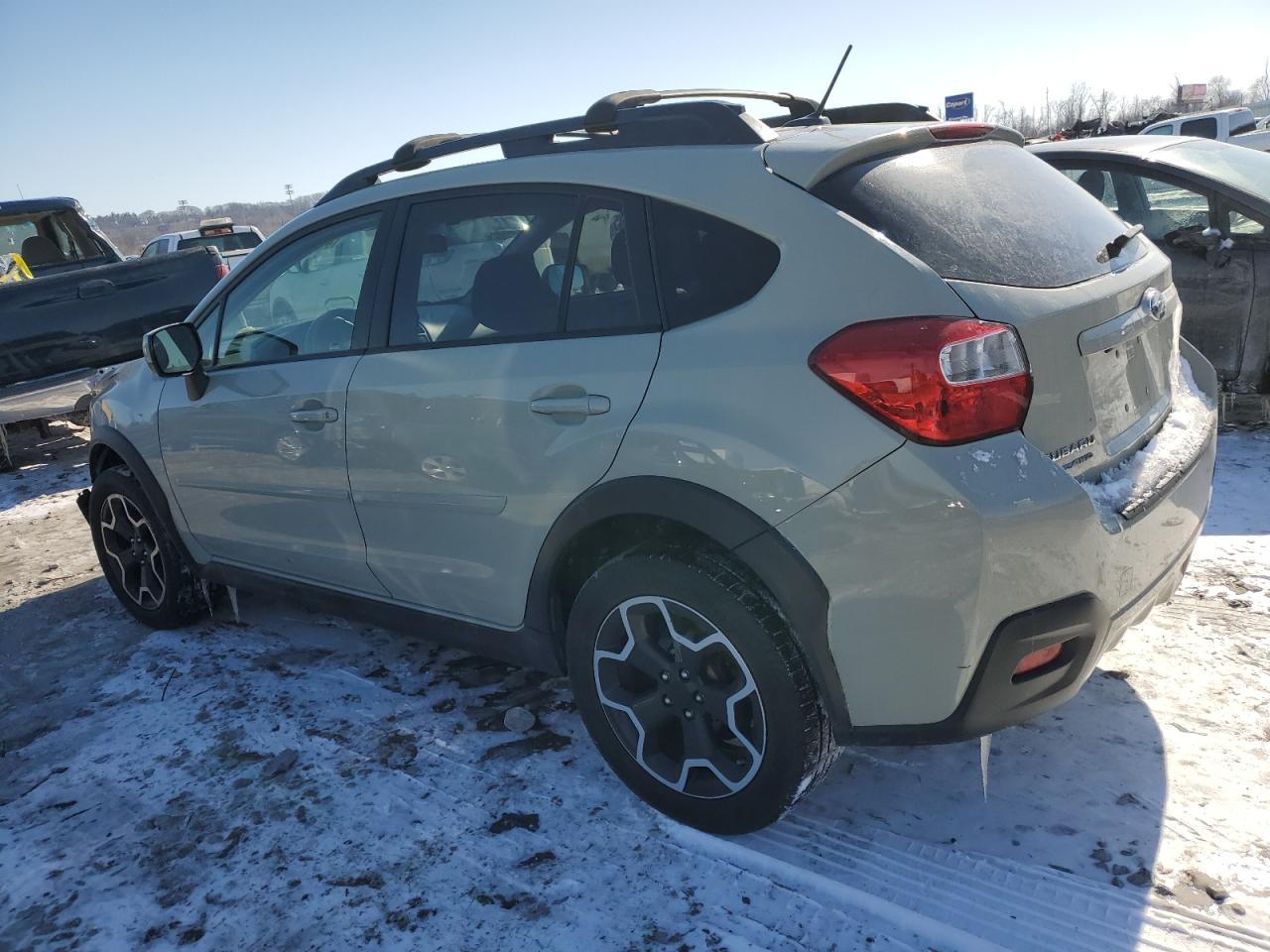 2014 SUBARU XV CROSSTR - Image 2