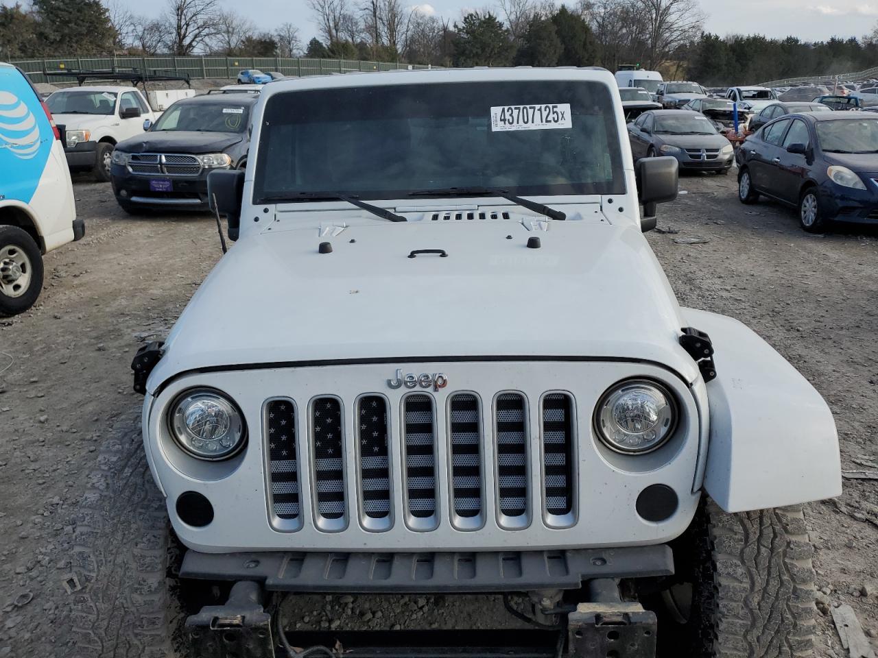 2017 JEEP WRANGLER U - Фото 5