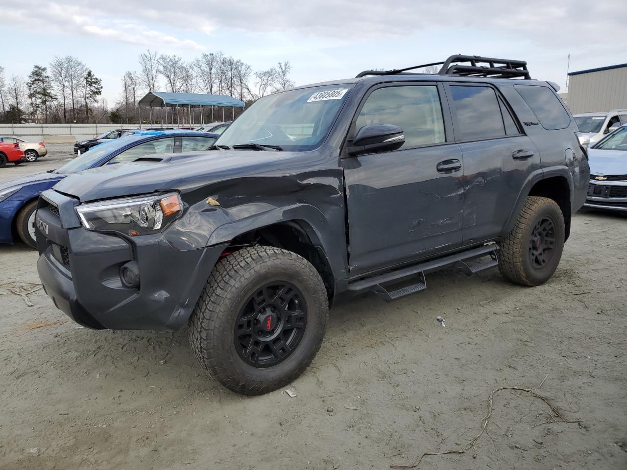 2024 TOYOTA 4RUNNER SR