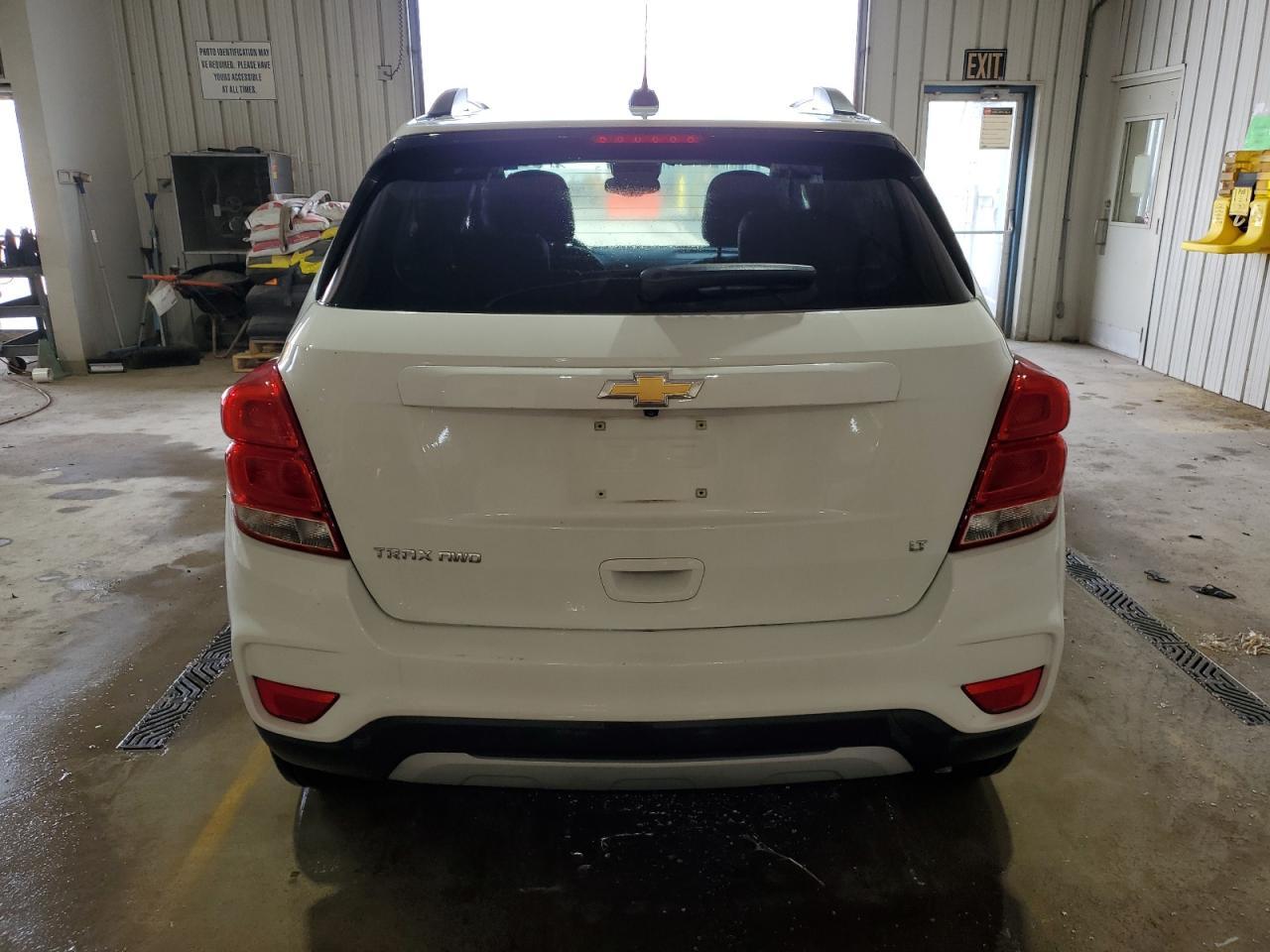 2018 CHEVROLET TRAX 1LT - Image 6