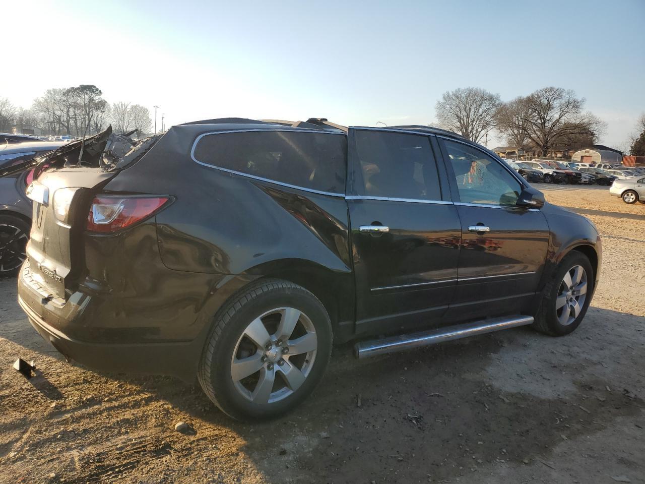 2014 CHEVROLET TRAVERSE L - Фото 3
