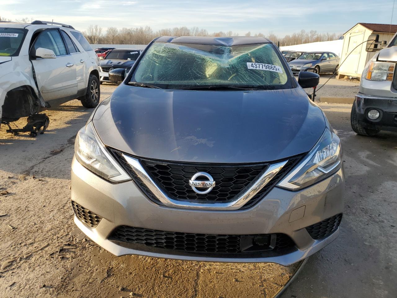 2018 NISSAN SENTRA S - Фото 5