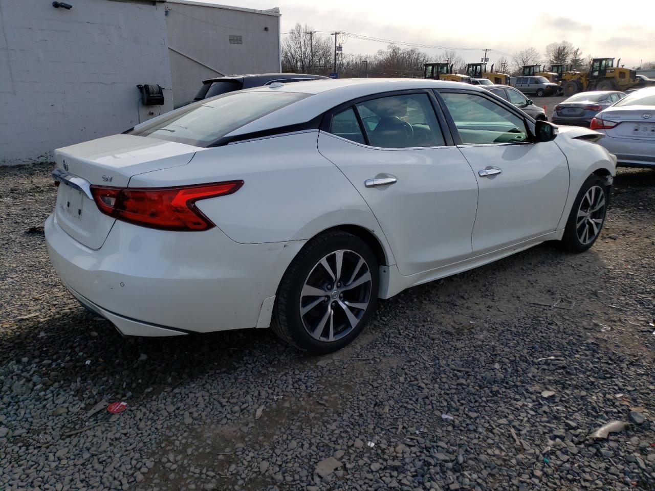 2016 NISSAN MAXIMA 3.5 - Фото 3