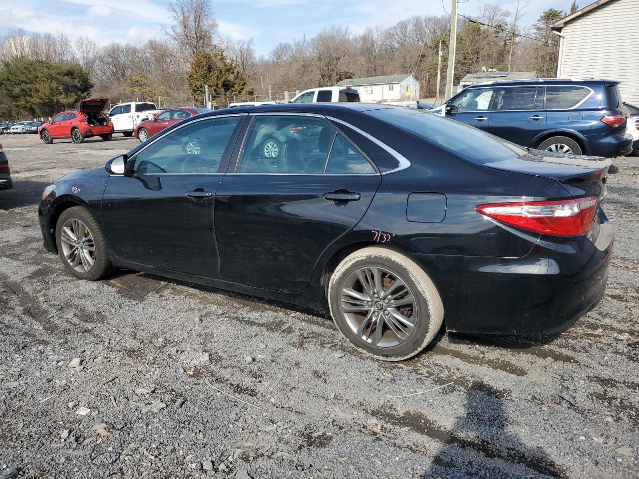 2017 TOYOTA CAMRY LE - Фото 2