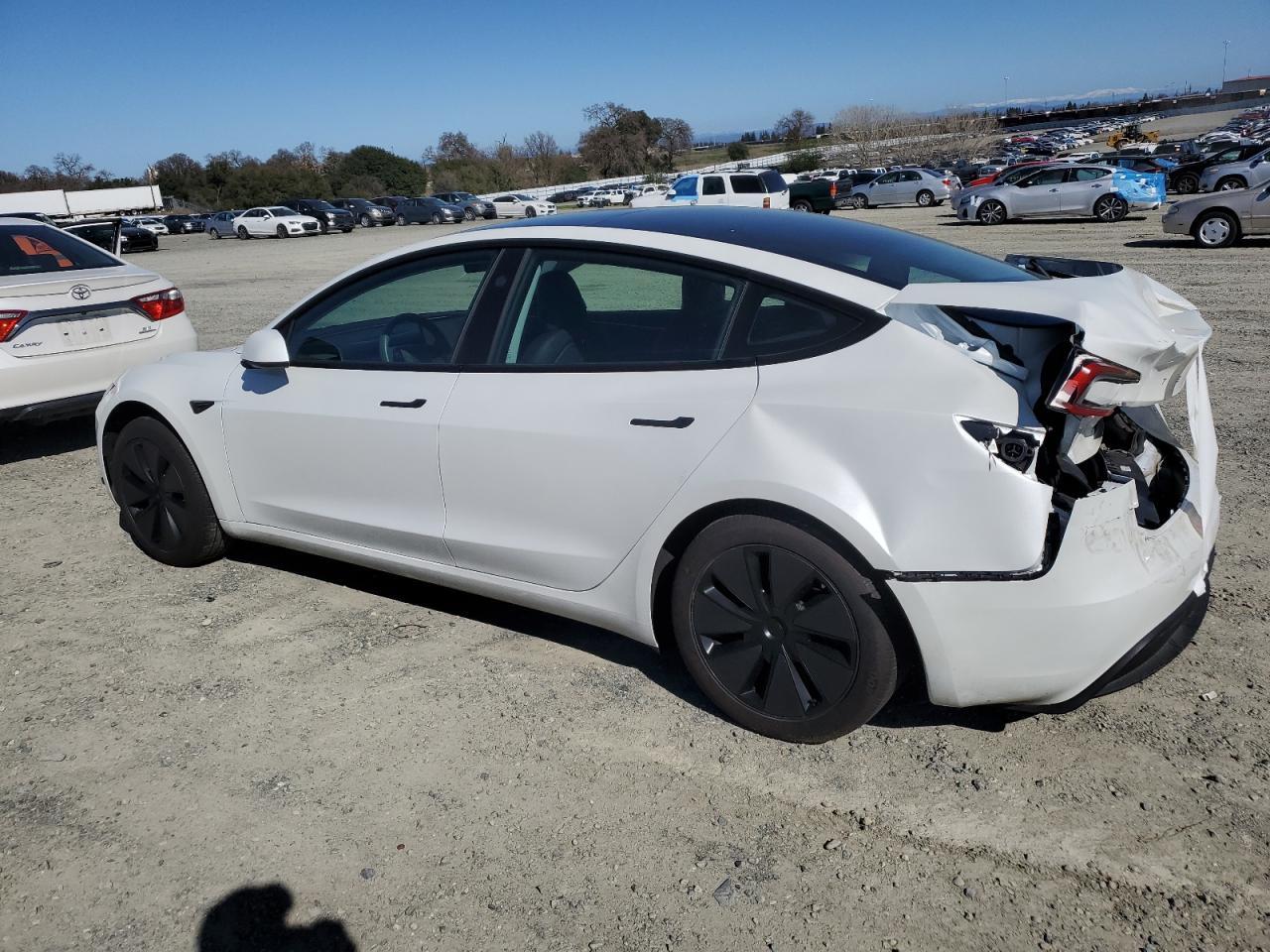 2024 TESLA MODEL 3 - Image 2