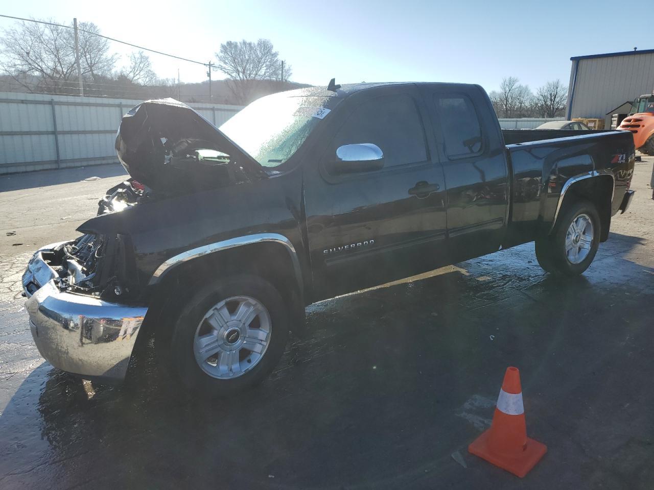 2013 CHEVROLET SILVERADO
