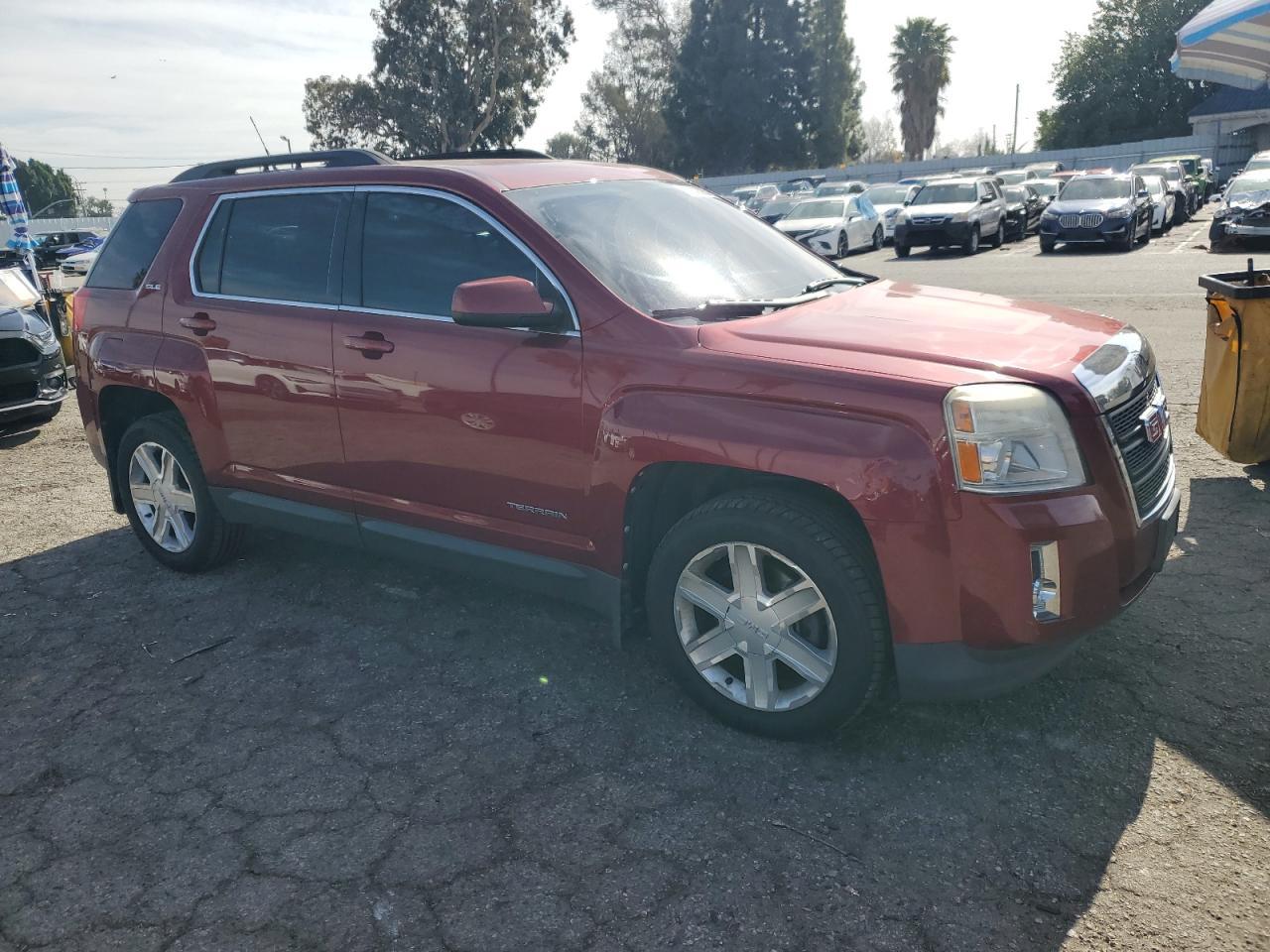 2012 GMC TERRAIN SL - Image 4