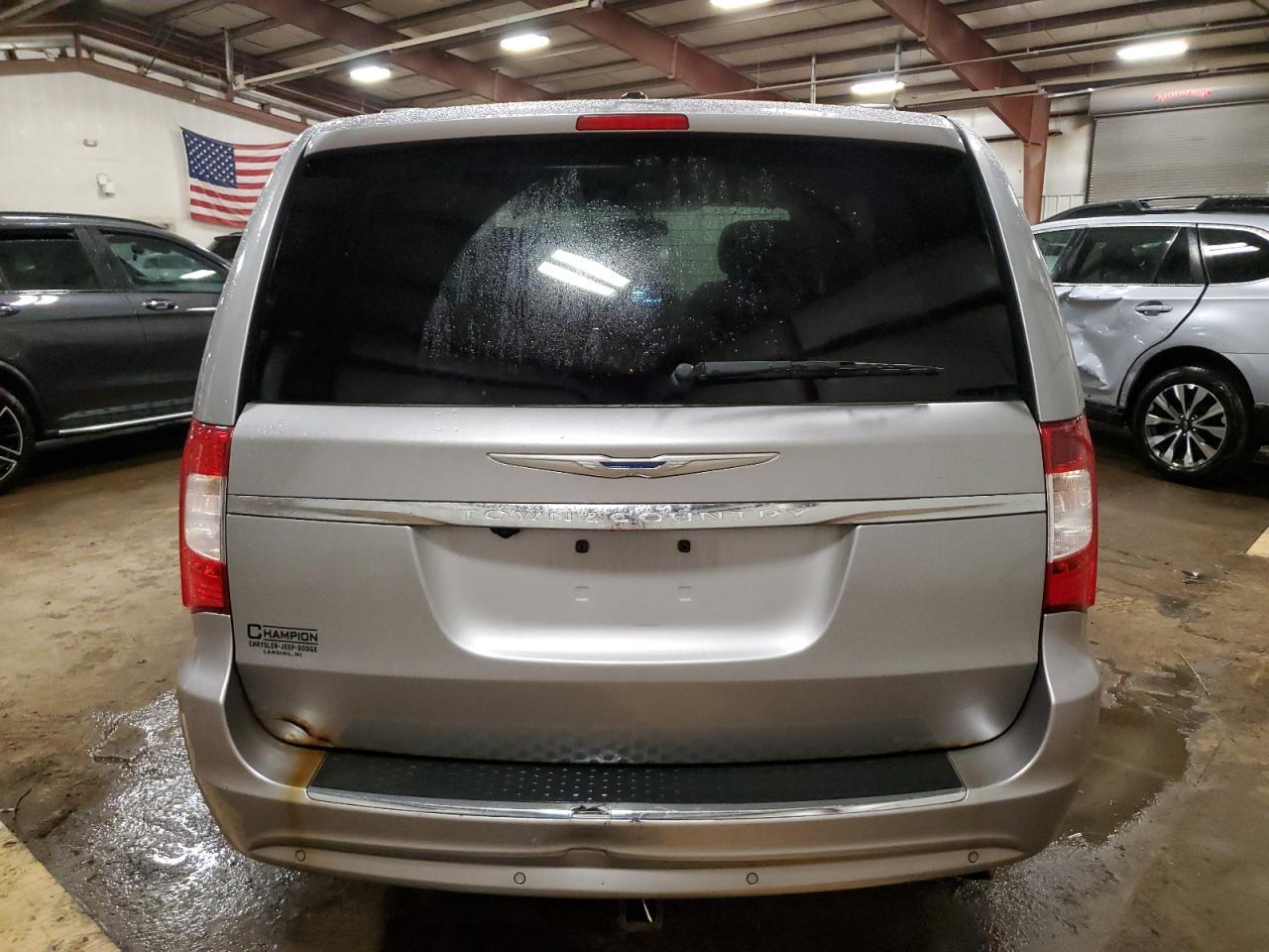 2014 CHRYSLER TOWN & COU - Фото 6