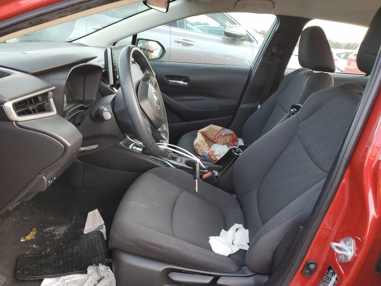 2021 TOYOTA COROLLA LE - Фото 7