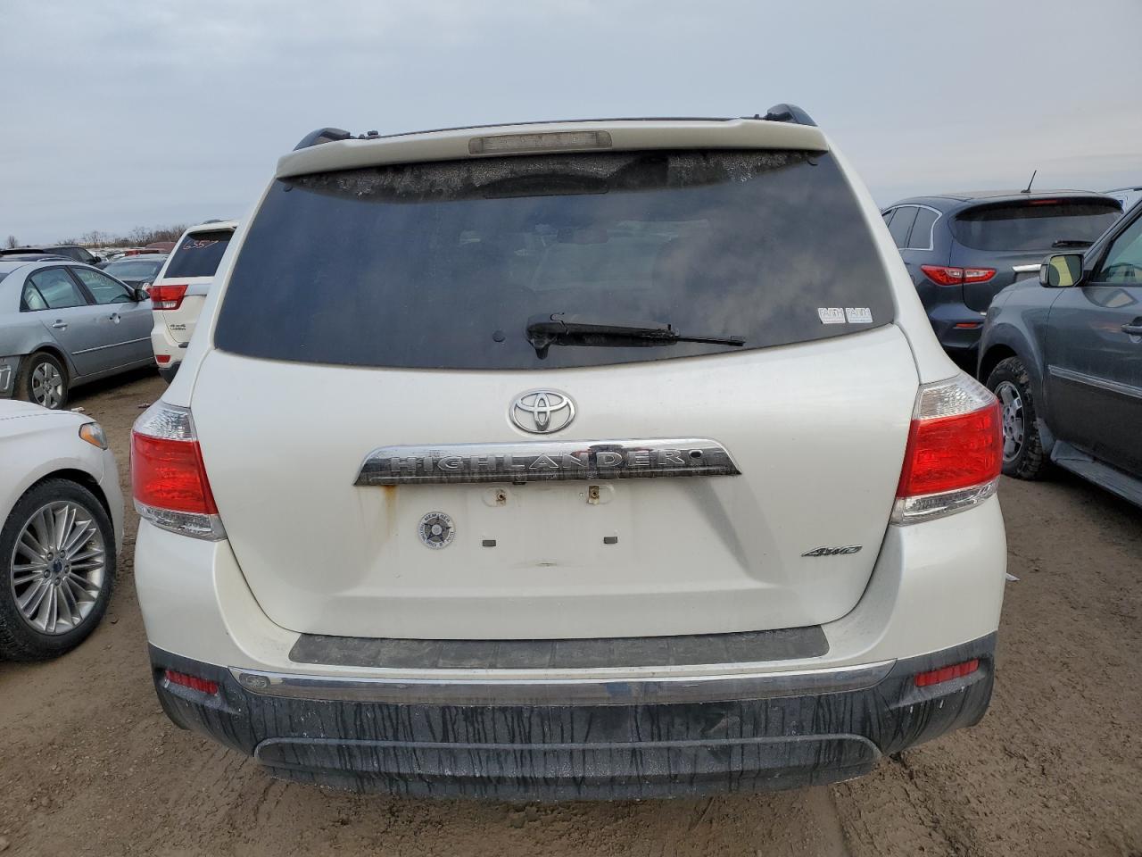 2011 TOYOTA HIGHLANDER - Фото 6