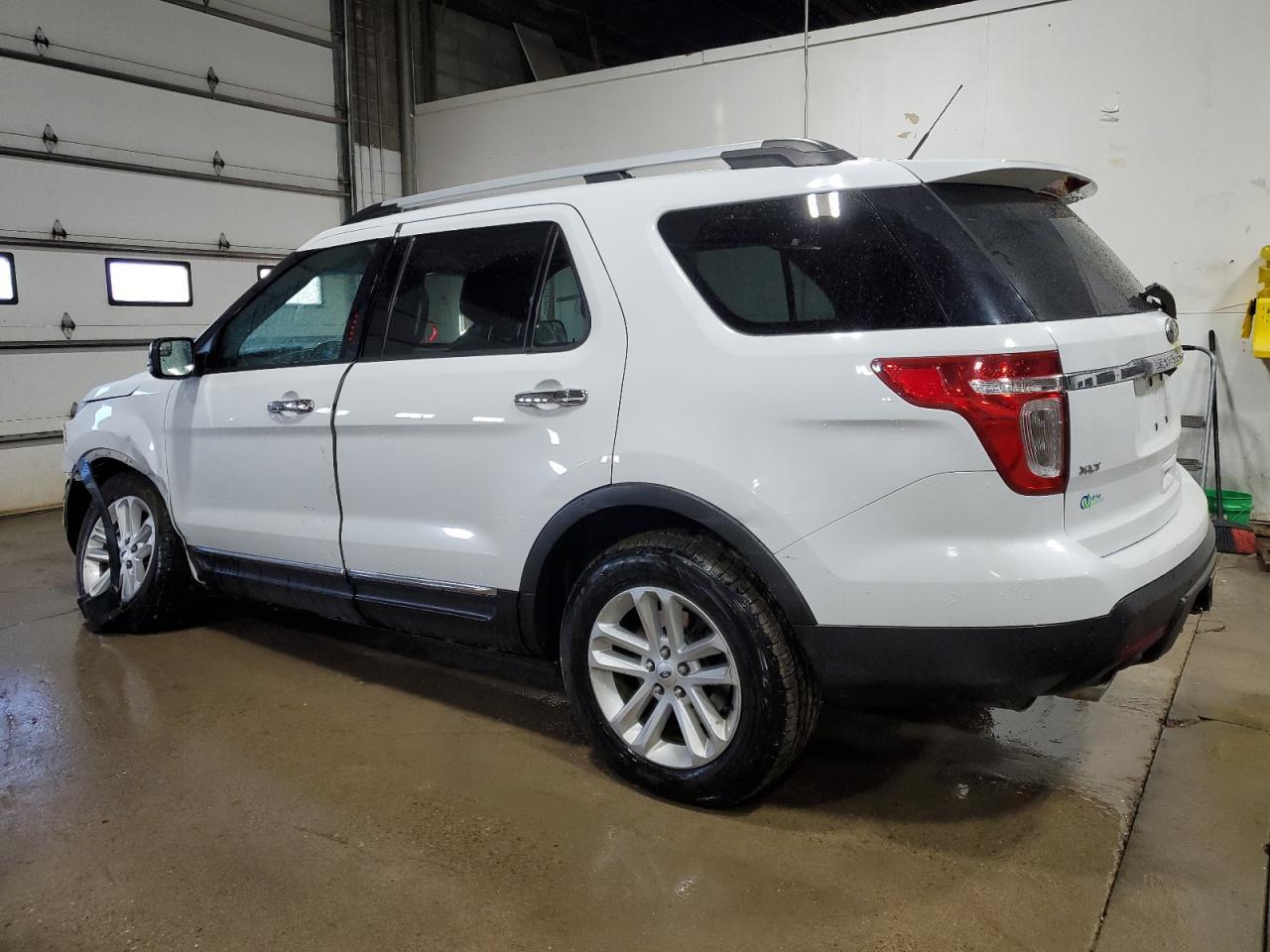 2013 FORD EXPLORER X - Фото 2
