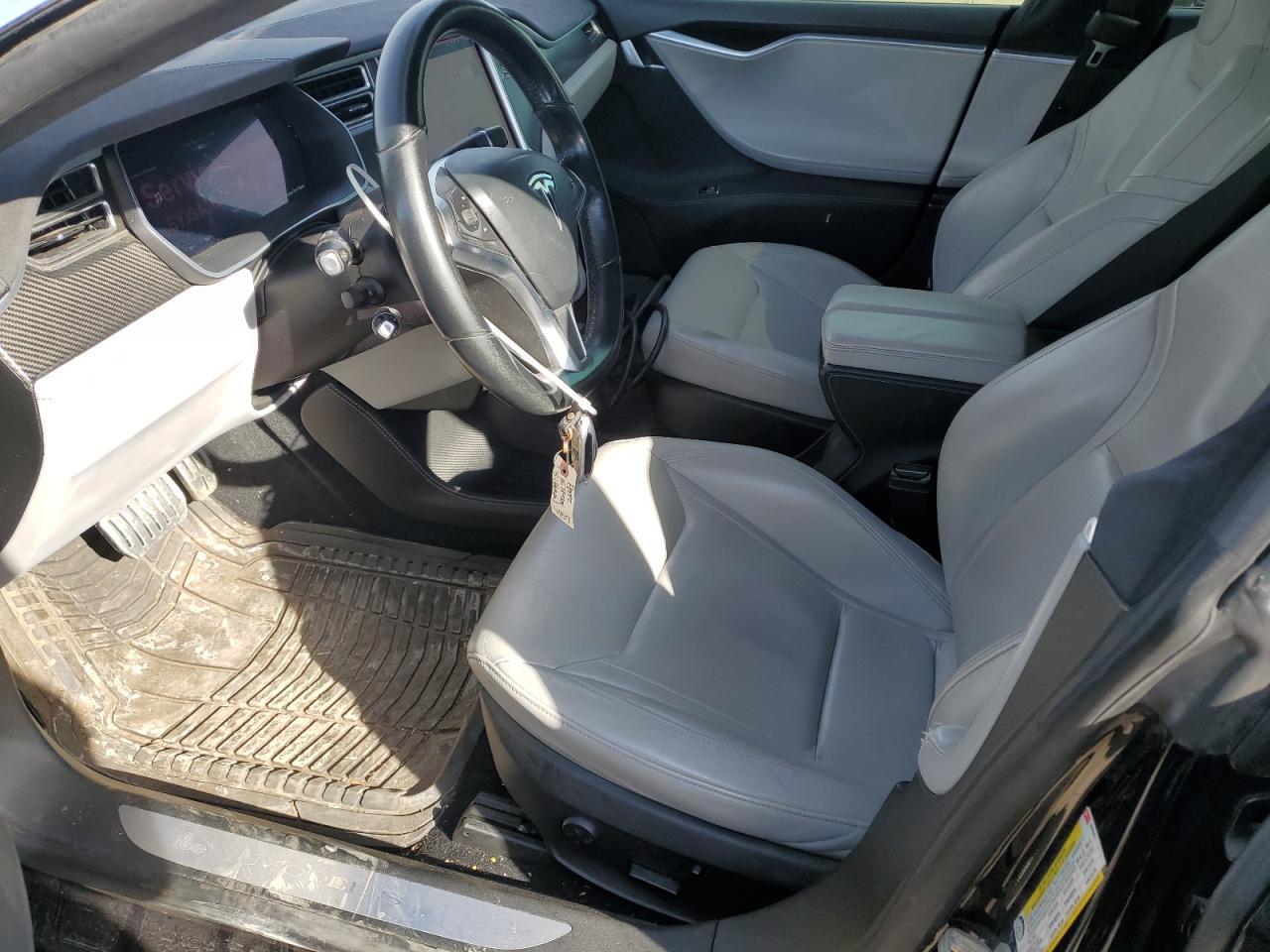 2015 TESLA MODEL S P8 - Image 7