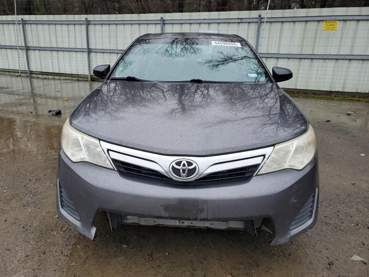 2014 TOYOTA CAMRY L - Image 5