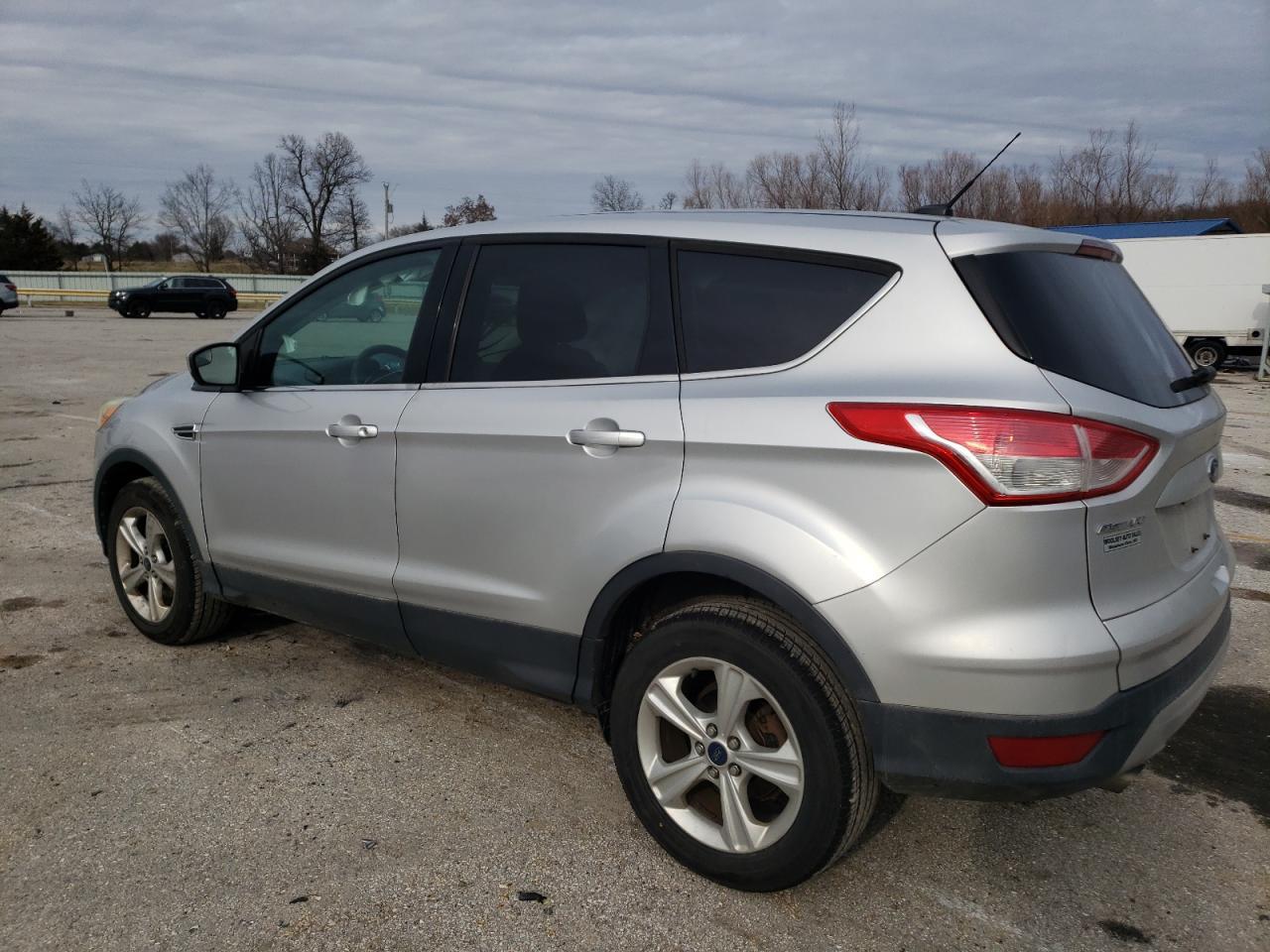 2013 FORD ESCAPE SE - Image 2