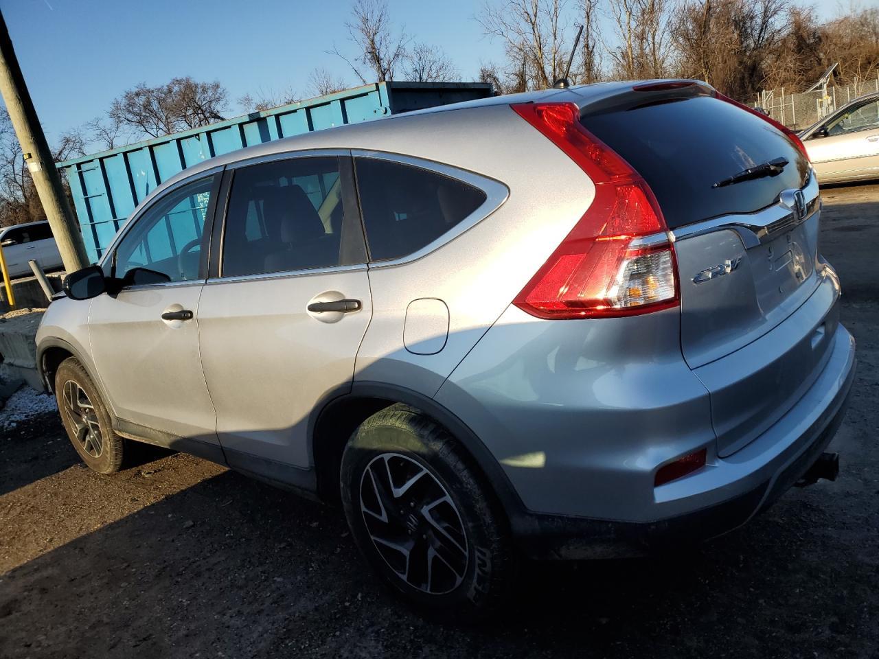 2016 HONDA CR-V SE - Image 2
