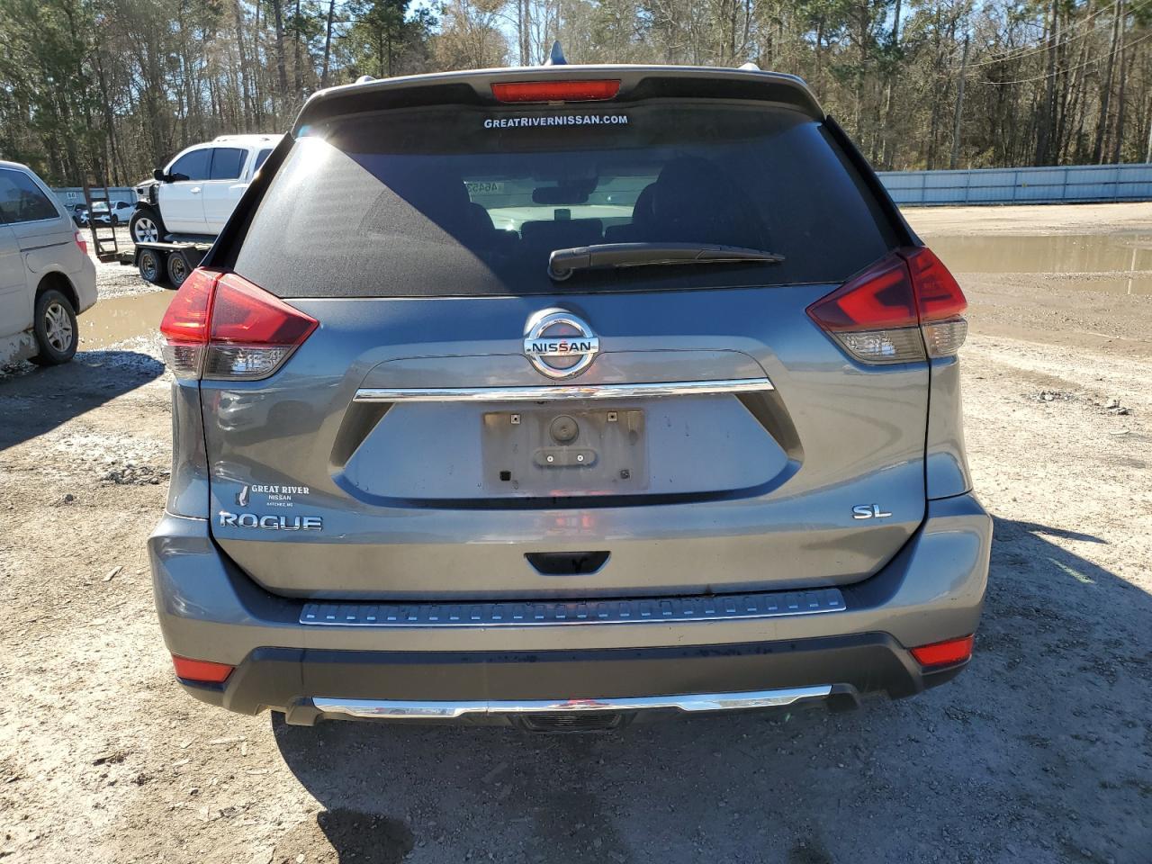 2017 NISSAN ROGUE S - Фото 6