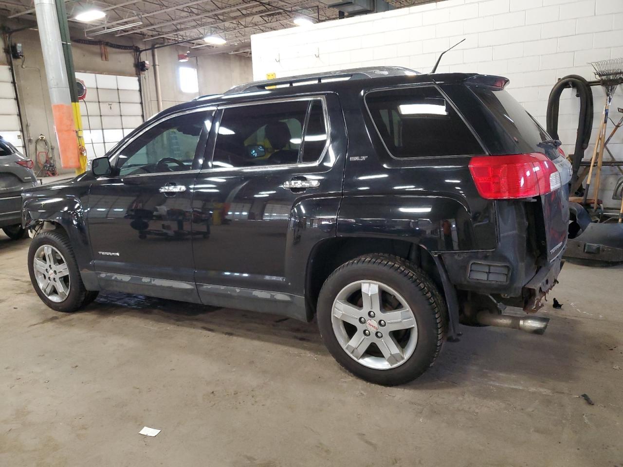 2012 GMC TERRAIN SL - Image 2