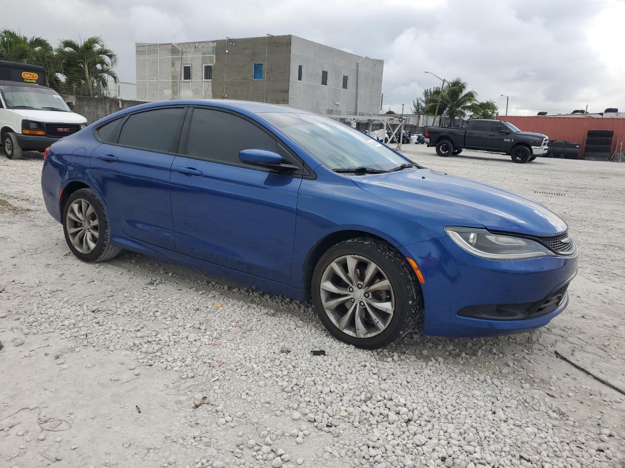 2015 CHRYSLER 200 S - Фото 4