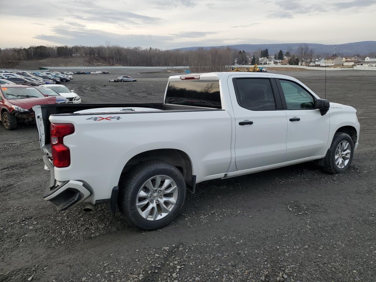 2023 CHEVROLET SILVERADO - Image 3