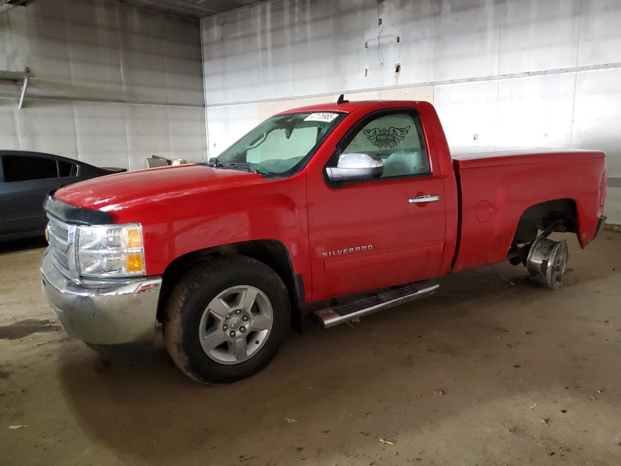 2013 CHEVROLET SILVERADO