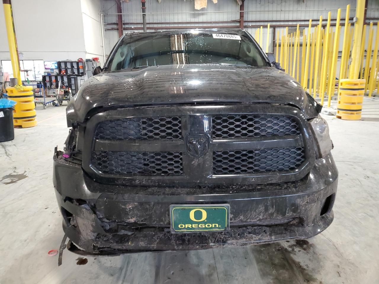 2014 RAM 1500 ST - Image 5