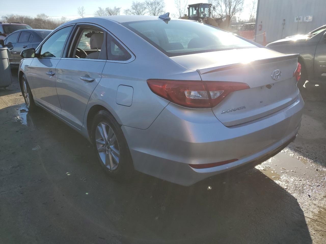 2017 HYUNDAI SONATA SE - Image 2