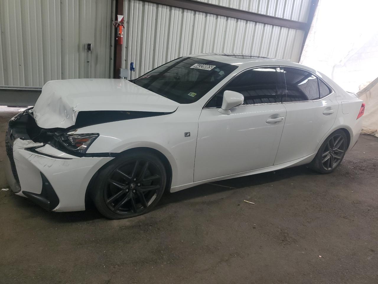 2017 LEXUS IS 200T