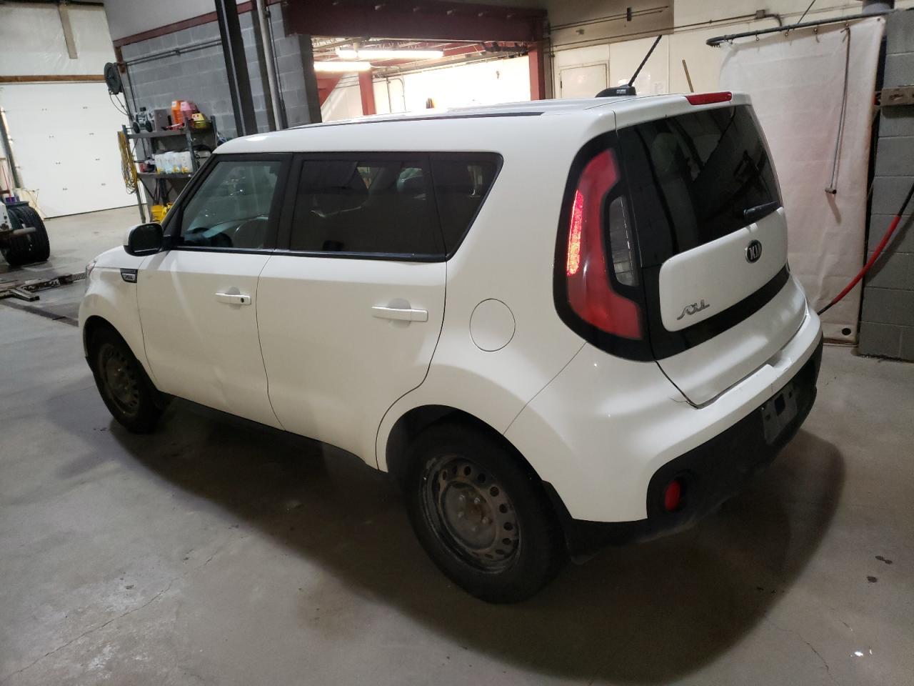 2017 KIA SOUL - Image 2