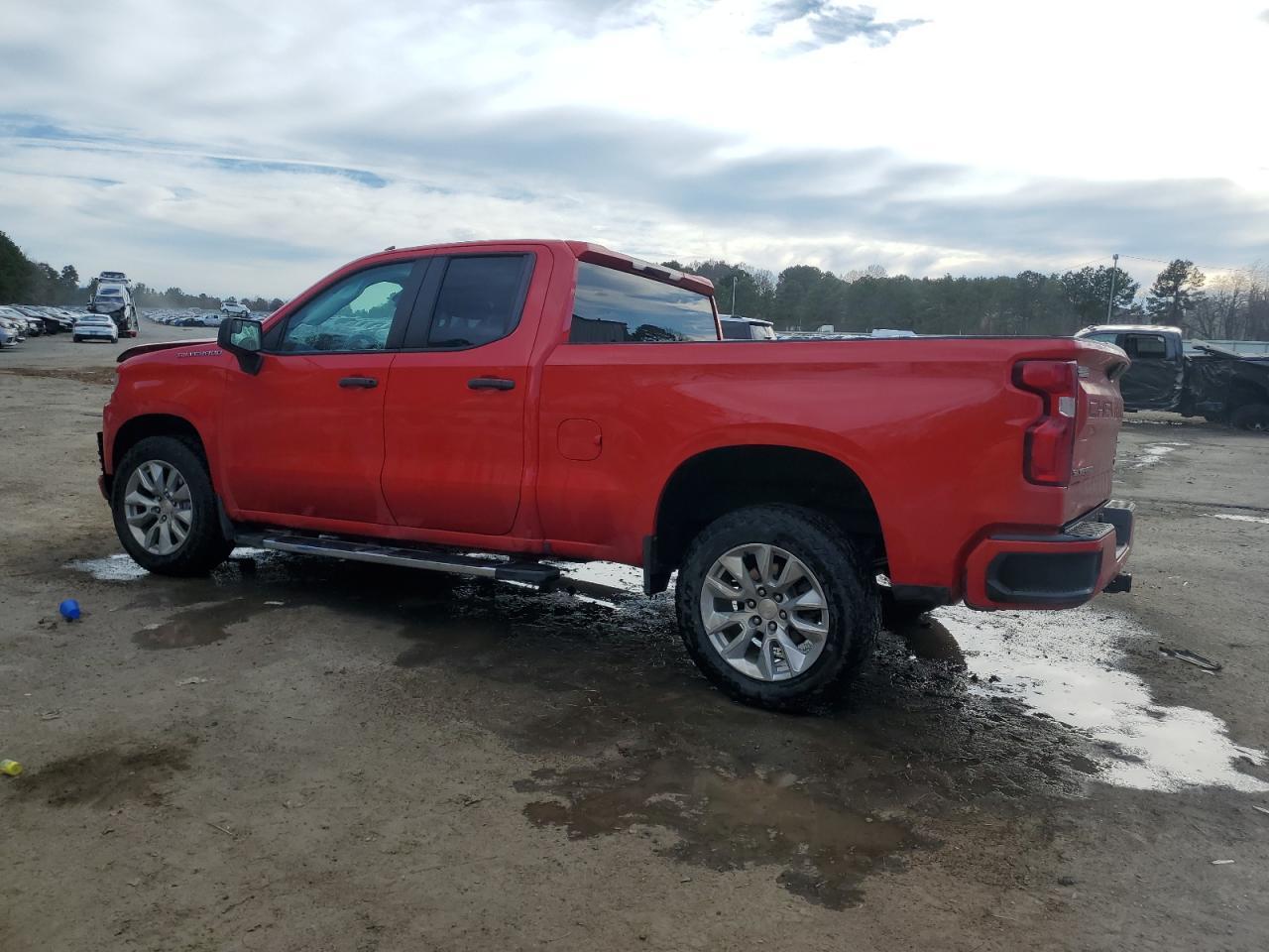 2021 CHEVROLET SILVERADO - Image 2