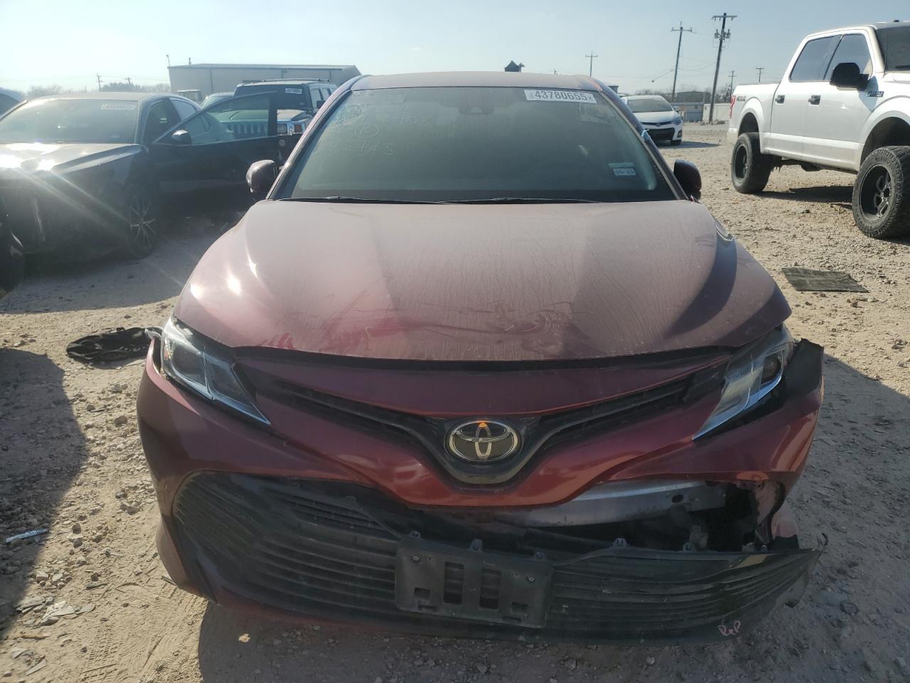 2018 TOYOTA CAMRY L - Фото 5