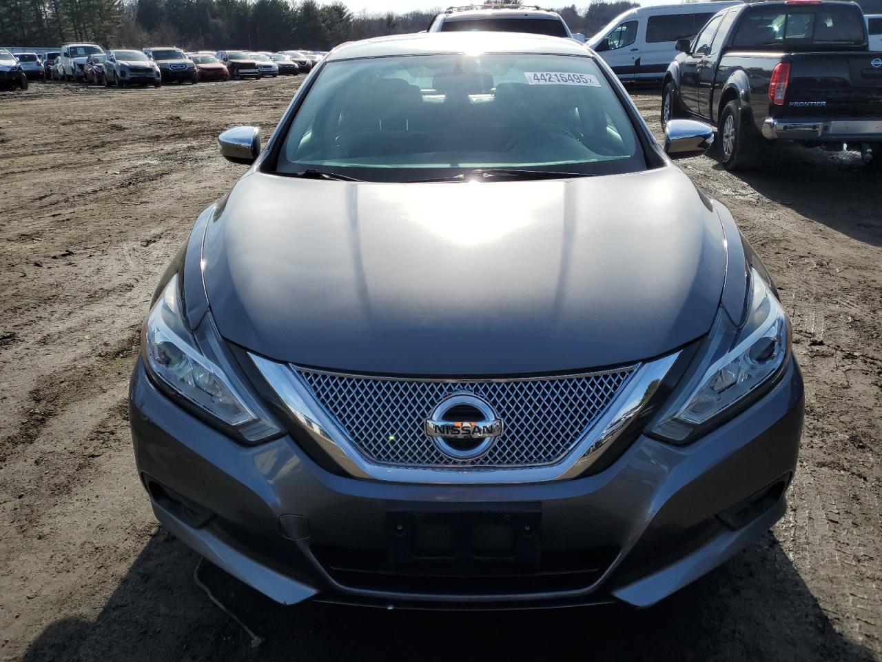 2017 NISSAN ALTIMA 2.5 - Фото 5