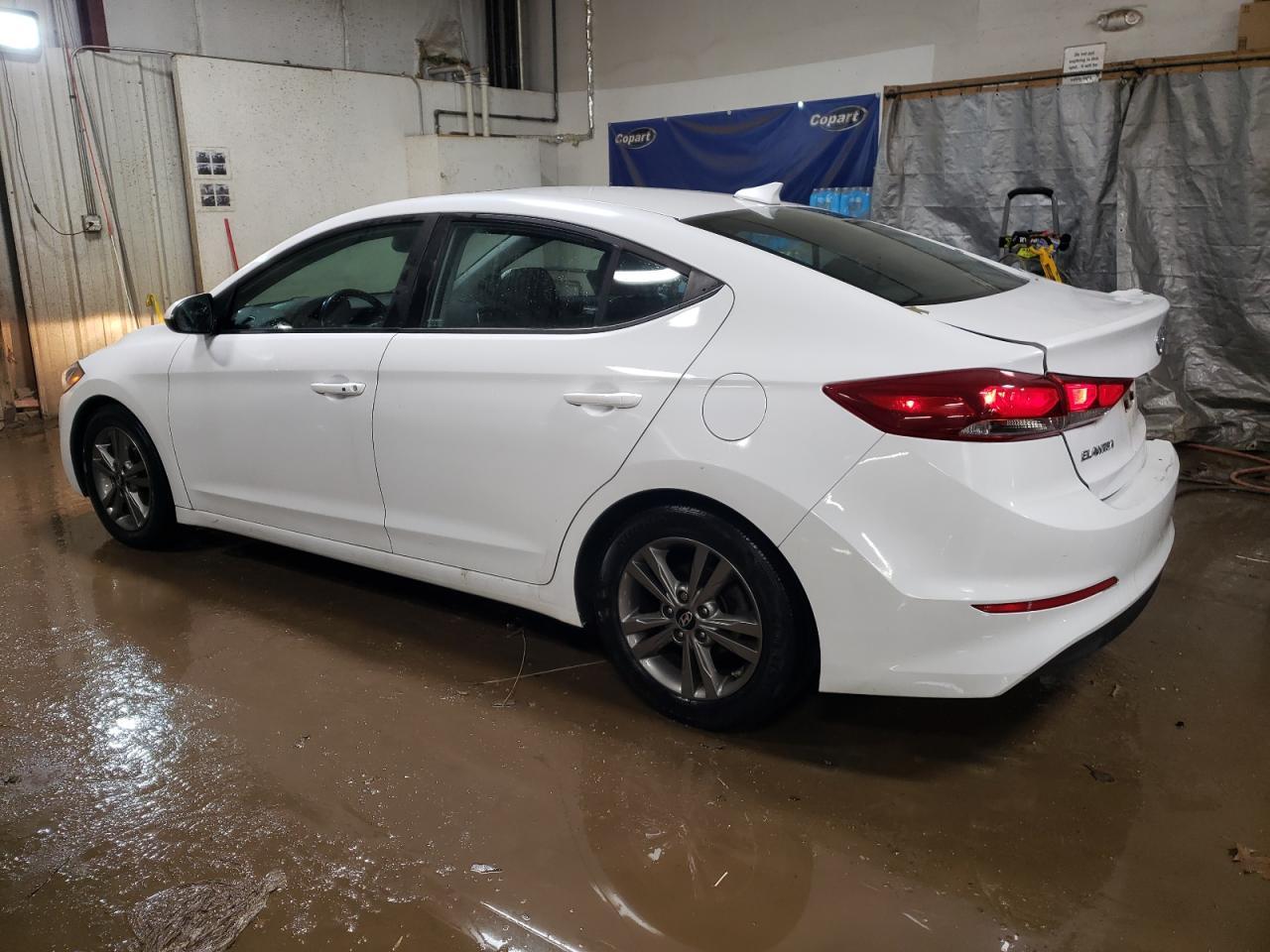 2018 HYUNDAI ELANTRA SE - Image 2
